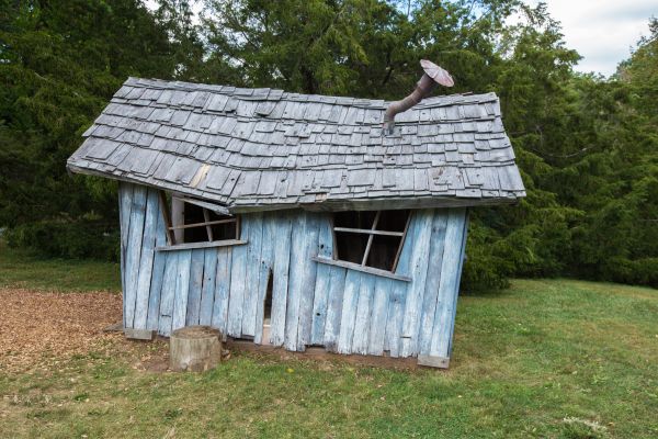 Shed Demolition in Thousand Oaks