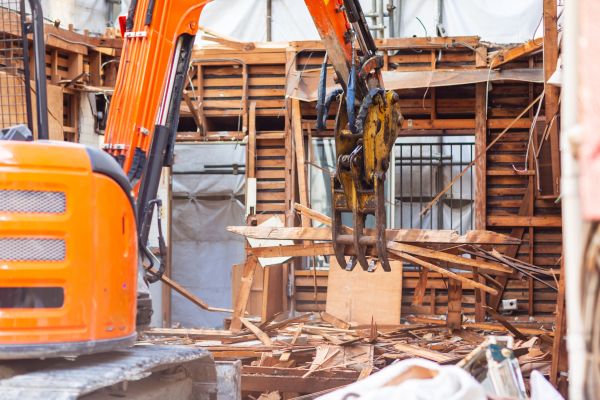 Cabin Demolition in Thousand Oaks